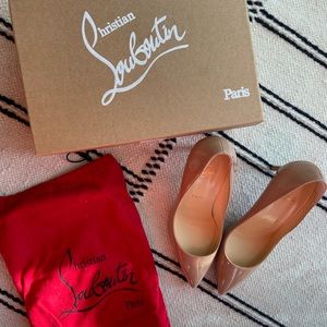 Never worn nude Christian Louboutin stiletto.